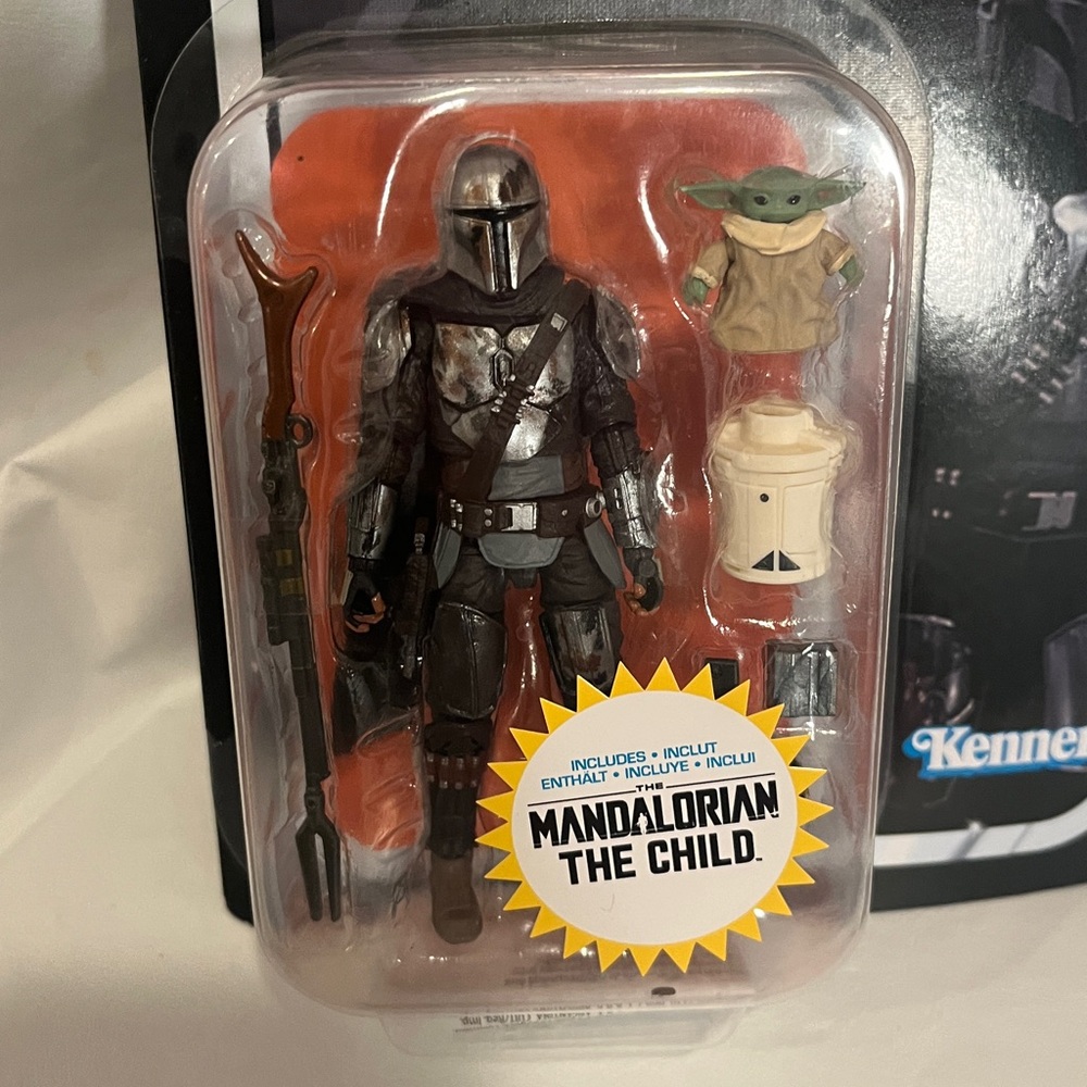Star Wars Vintage Mandalorian Din Djarin Action Figure Set NIB - Picture 2 of 11